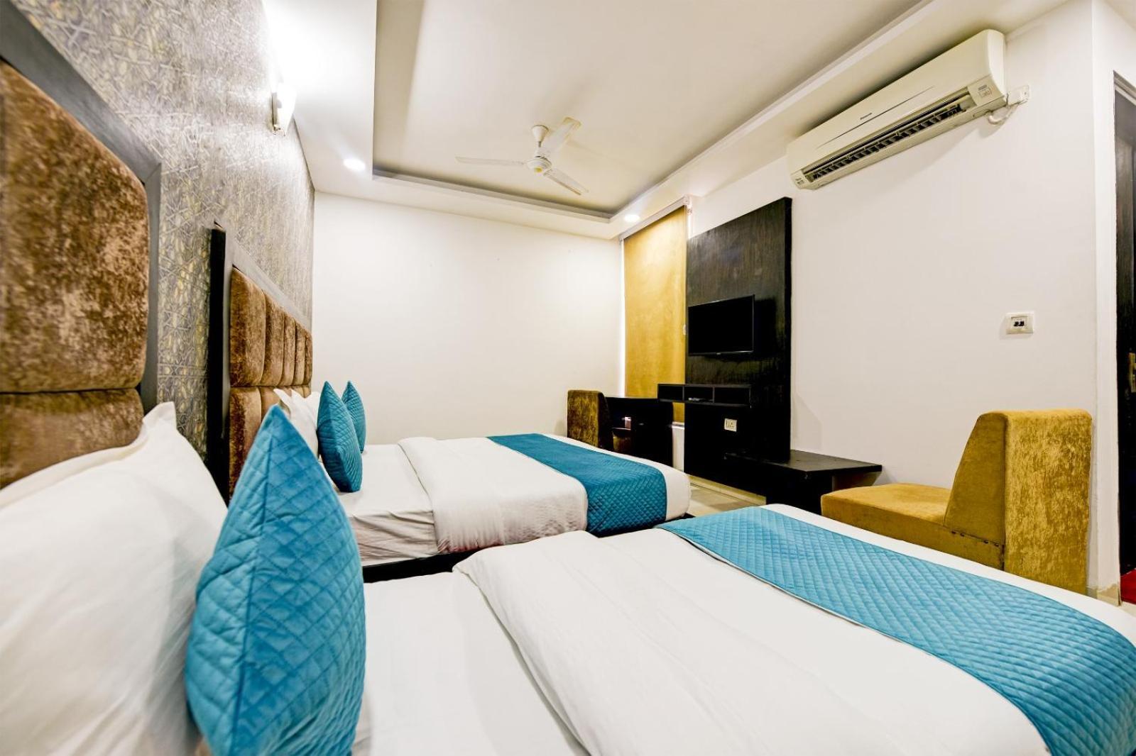 The Glory Suites Near Igi Airport Neu-Delhi Exterior foto
